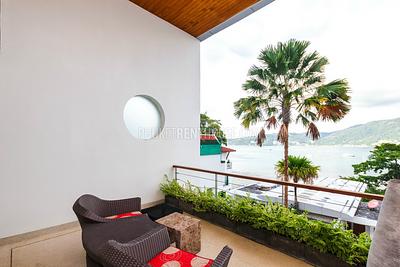 PAT13558: Gorgeous 2 Bedroom Oceanfront Pool Villa near Patong. Photo #17