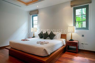 BAN13584: Luxury 2-Bedroom Villa in walking distance to Bang Tao beach. Photo #8
