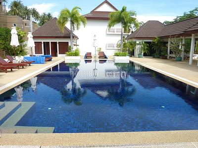 NAI2456: Freehold: Very nice 2 bedr. apartment (top floor), fully furnished, near beautiful Nai Harn Beach. Photo #5