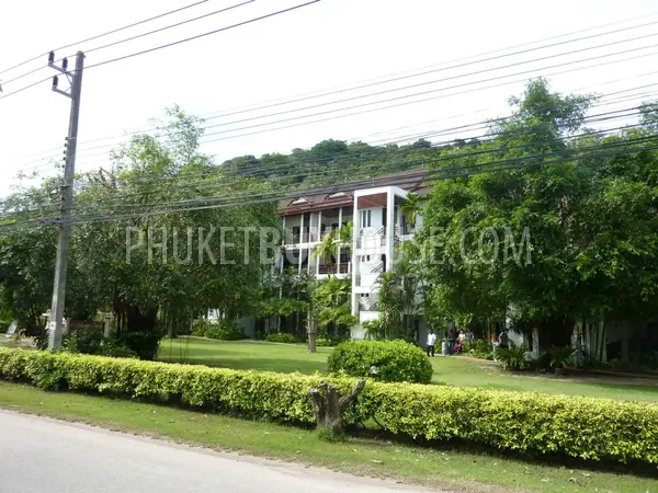 NAI2456: Freehold: Very nice 2 bedr. apartment (top floor), fully furnished, near beautiful Nai Harn Beach. Photo #7