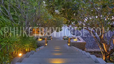 KAM71: Amazing 4 Bedrooms Beachfront Villa in Kamala. Photo #7