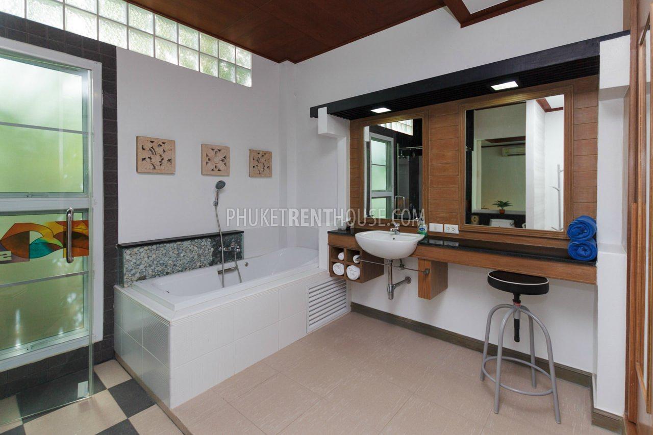 BAN13476: Gorgeous 3 Bedroom Villa near Bang Tao Beach. Photo #8