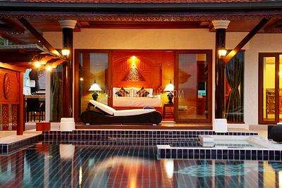 PAT14487: Patong Beach Sea View Villa with endless pool. Sleeps up to 18 guests. Photo #5