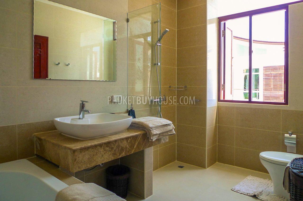 RAW2583: Comfortable 3 bedroom townhome near Rawai beach in Phuket !!! SPECIAL OFFER !!!. Photo #4