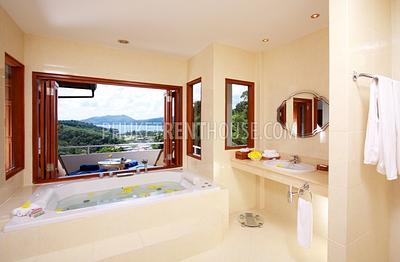 PAT13997: Nice 5 Bedroom Villa in Patong. Photo #12