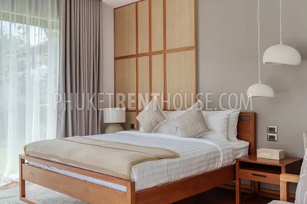 THA22985: Luxury 4-bedroom villa for rent in Bang Tao, Phuket. Photo #4