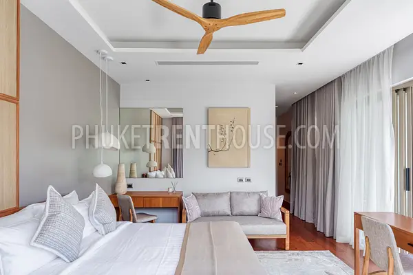THA22985: Luxury 4-bedroom villa for rent in Bang Tao, Phuket. Photo #14