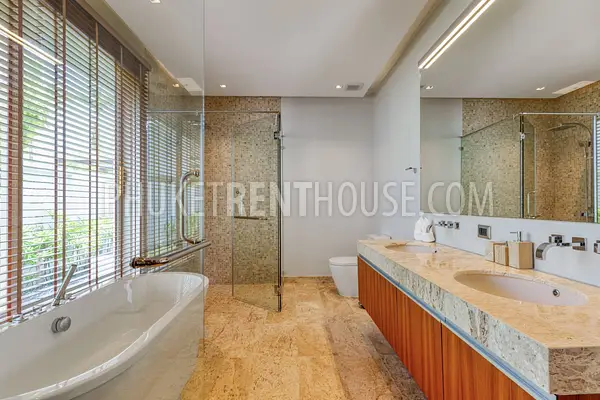 THA22985: Luxury 4-bedroom villa for rent in Bang Tao, Phuket. Photo #19