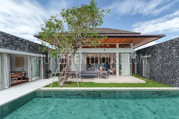 THA22985: Luxury 4-bedroom villa for rent in Bang Tao, Phuket. Photo #26