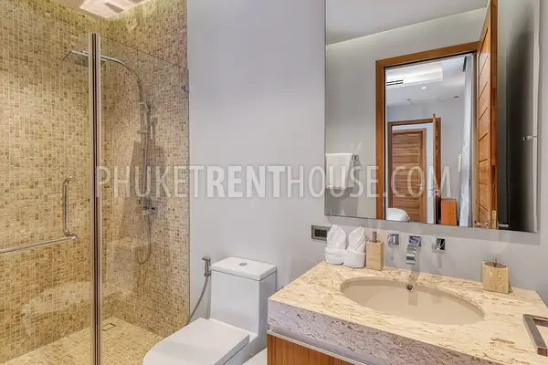 THA22985: Luxury 4-bedroom villa for rent in Bang Tao, Phuket. Photo #30