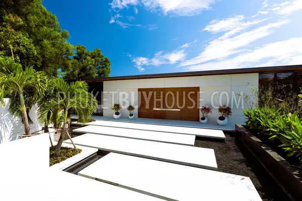 PAN22989: Exclusive 6-Bedroom Cliffside Villa with Panoramic Sea Views For Rent in Ao Yon, Phuket. Photo #11