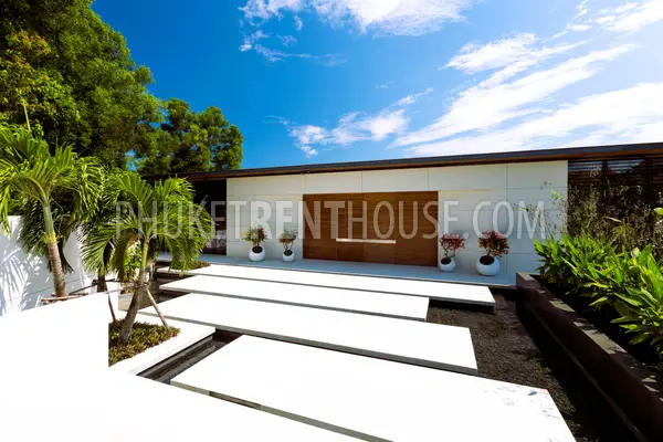 PAN22989: Exclusive 6-Bedroom Cliffside Villa with Panoramic Sea Views For Rent in Ao Yon, Phuket. Photo #11