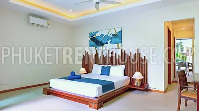 RAW22988: Elegant 4-Bedroom Pool Villa with Tropical Courtyard in Rawai. Photo #9