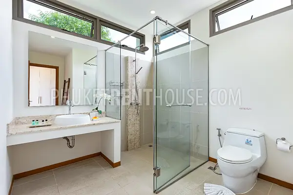 RAW22988: Elegant 4-Bedroom Pool Villa with Tropical Courtyard in Rawai, Phuket. 照片 #11