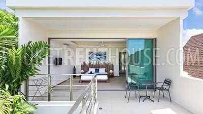 RAW22988: Elegant 4-Bedroom Pool Villa with Tropical Courtyard in Rawai. Photo #10