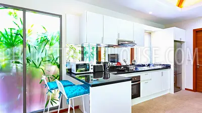 RAW22988: Elegant 4-Bedroom Pool Villa with Tropical Courtyard in Rawai. Photo #2