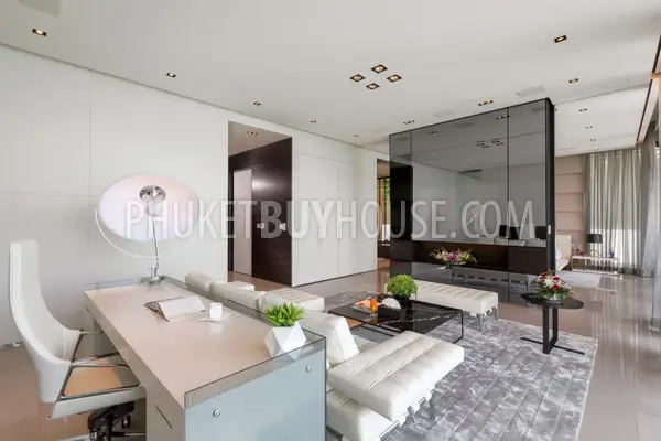 PAN22989: Exclusive 6-Bedroom Cliffside Villa with Panoramic Sea Views For Rent in Ao Yon, Phuket. Photo #2