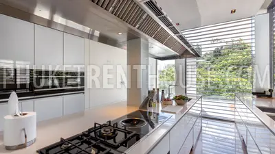 PAN22989: Exclusive 6-Bedroom Cliffside Villa with Panoramic Sea Views For Rent in Ao Yon, Phuket. Photo #16