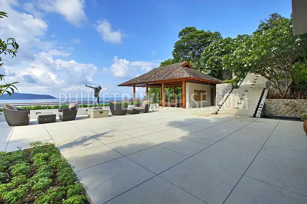 KAM71: Amazing 4 Bedrooms Beachfront Villa in Kamala. Photo #29