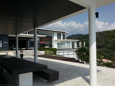 RAW2644: Ultimate panoramic seview 6 bedroom villa in Rawai, South of Phuket. Photo #24