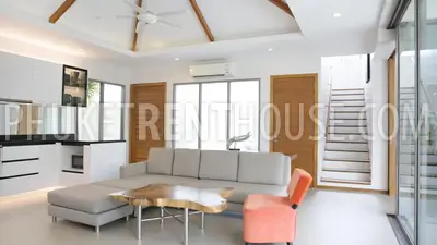 RAW22991: 4-Bedroom Villa with Private Pool and Spacious Terrace in Rawai. Photo #4