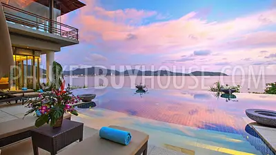 KAM71: Amazing 4 Bedrooms Beachfront Villa in Kamala. Photo #33