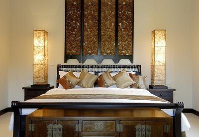 NAI15377: Luxury Four Bedrooms Infinity Pool Villa in Nai Harn. Photo #8
