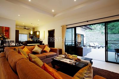 NAI15377: Luxury Four Bedrooms Infinity Pool Villa in Nai Harn. Photo #12