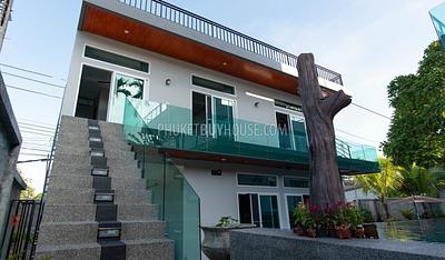 RAW2606: 8 Bedroom Villa with pool in Rawai. Ocean and Jungle View.. Photo #20