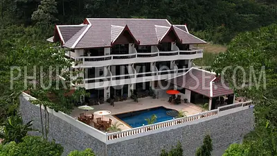 PAT2735: 14 room established resort in Patong. Fotoğraf #13