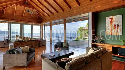 KAM71: Amazing 4 Bedrooms Beachfront Villa in Kamala. Photo #41