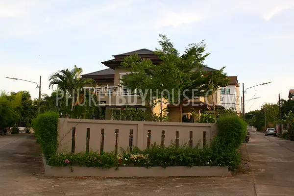 CHA2773: Spacious Private Pool Villa, high quality now to a fantastic price - buy now!. Photo #8