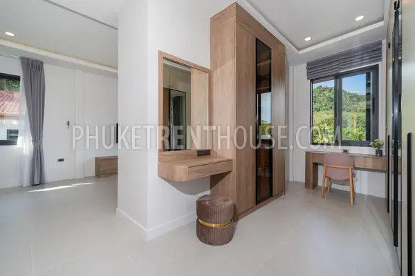 RAW22995: Modern 5-Bedroom Tropical Villa with Private Pool Near Nai Harn Beach, Phuket. 照片 #48