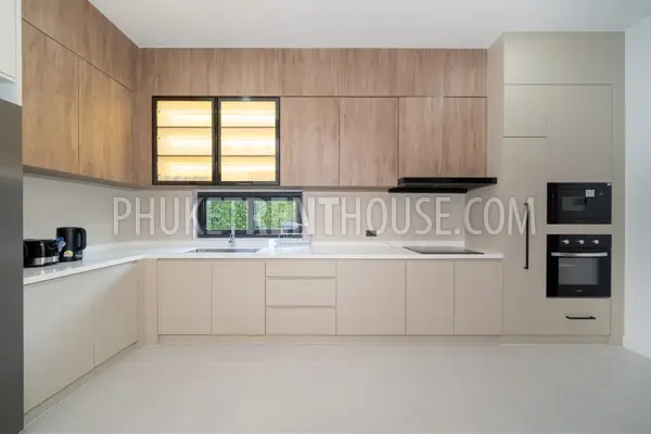 RAW22995: Modern 5-Bedroom Tropical Villa with Private Pool Near Nai Harn Beach, Phuket. 照片 #20