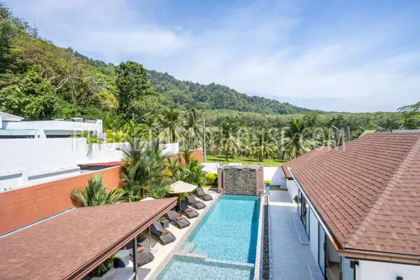 RAW22995: Modern 5-Bedroom Tropical Villa with Private Pool Near Nai Harn Beach, Phuket. 照片 #35