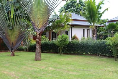 RAW2696: Style & Class: Beautiful Tropical Pool Villa in Rawai High Construction Standard. Photo #9