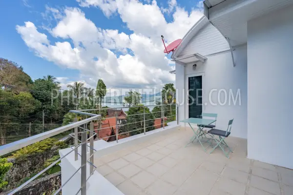 PAT15681: Modern Thai style 4 Bedroom Sea View Villa - Patong. Photo #11
