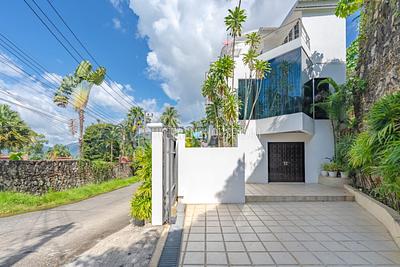 PAT15681: Modern Thai style 4 Bedroom Sea View Villa - Patong. Photo #5