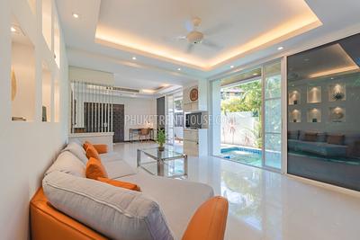 PAT15681: Modern Thai style 4 Bedroom Sea View Villa - Patong. Photo #31