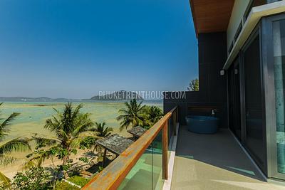 RAW15747: Five-Star Holiday Villa on the Beach in Rawai. Photo #33