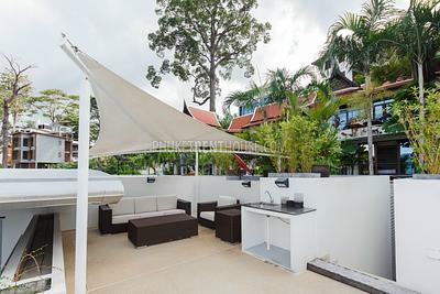 PAT16560: Ocean Front Three Bedroom Holiday Pool Villa. Photo #21