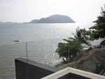 RAW16744: Townhouse on the beach. Thumbnail #16