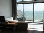 RAW16744: Townhouse on the beach. Thumbnail #17