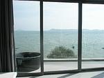 RAW16744: Townhouse on the beach. Thumbnail #22