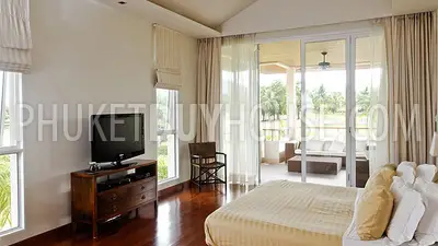 LAY2848: Luxury Modern Golf Course view Villa in Laguna area. Fotoğraf #4