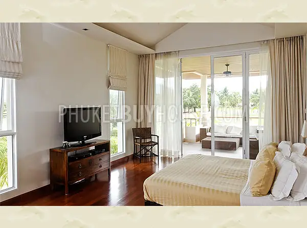 LAY2848: Luxury Modern Golf Course view Villa in Laguna area. Photo #4