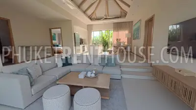 CHE22996: Modern 3-Bedroom Pool Villa with Tropical Garden in Bang Tao. Fotoğraf #2