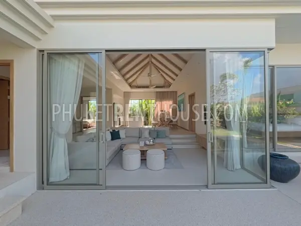 CHE22996: Modern 3-Bedroom Pool Villa with Tropical Garden in Bang Tao, Phuket. Photo #1