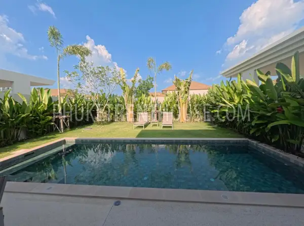 CHE22996: Modern 3-Bedroom Pool Villa with Tropical Garden in Bang Tao, Phuket. Photo #10