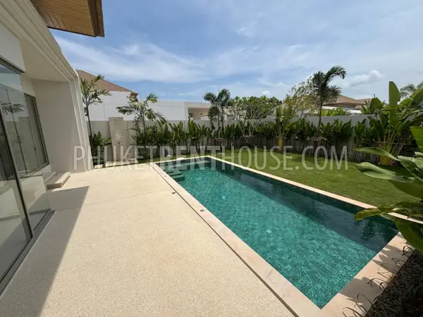CHE22996: Modern 3-Bedroom Pool Villa with Tropical Garden in Bang Tao, Phuket. Photo #11